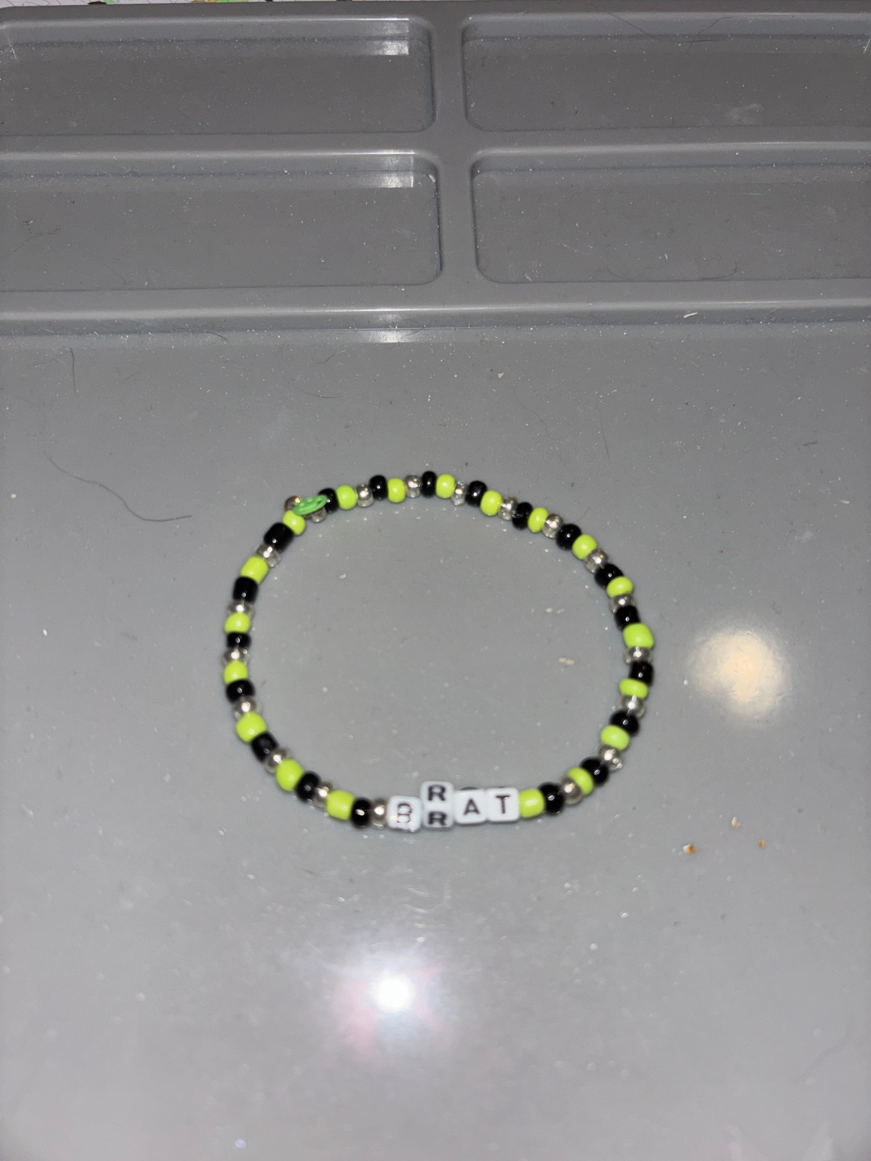 Hand made glass bead bracelet ‘Brat’